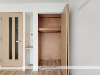 ウィステリア道後[1K/28.8m2]の収納