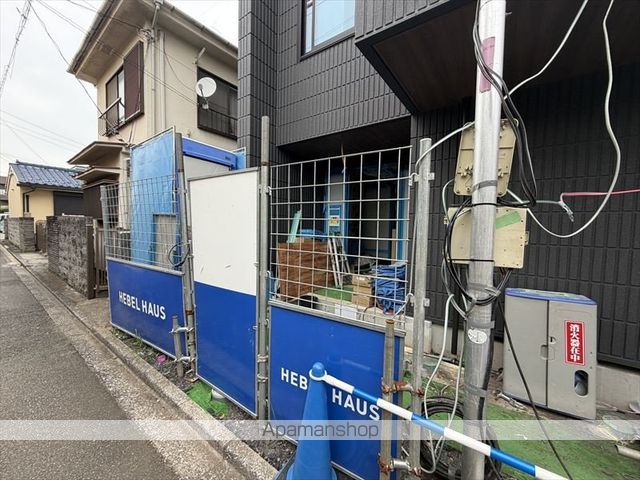 南林間2丁目メゾンの玄関写真