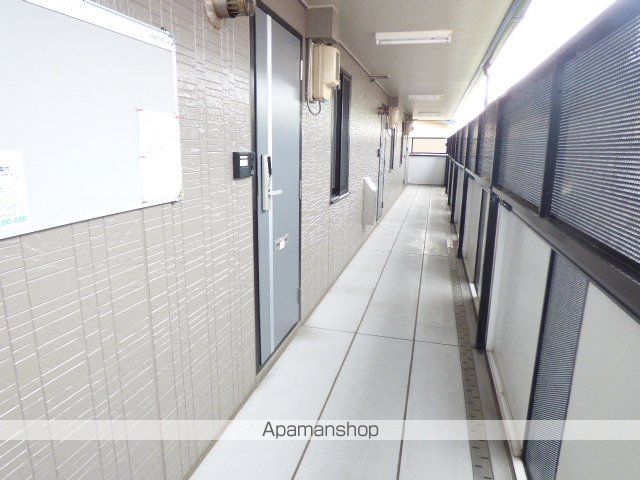ラフィーネKの玄関写真