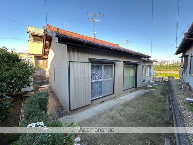 千秋町天摩26貸家の外観写真