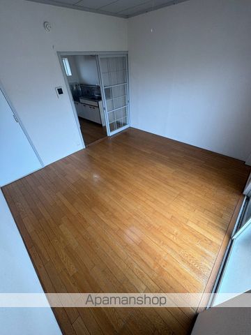 テラスリバーサイドの内装写真