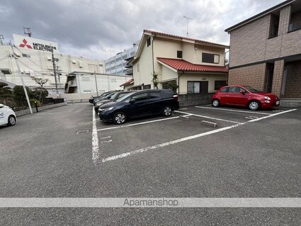 和歌山県和歌山市手平６丁目[1K/30.26m2]の駐車場