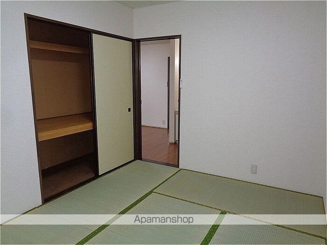 シャルムハイツ Aの内装写真
