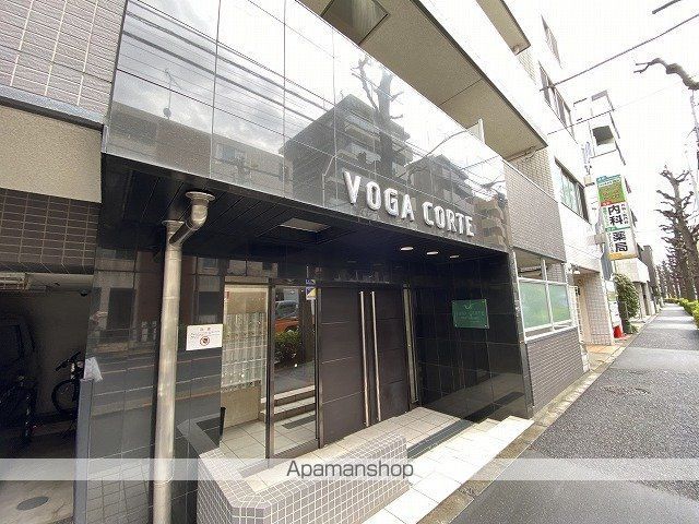 ヴォーガコルテ都立家政の玄関写真