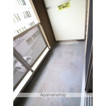 アンプルールフェールＣＯＣＯ[1K/28.7m2]のバルコニー