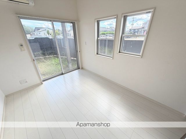 CUORE KANADA IIの内装写真