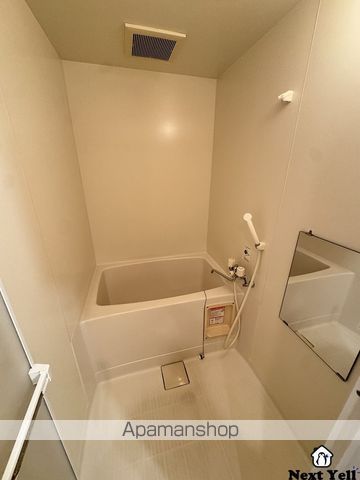 イーストウォールの内装写真