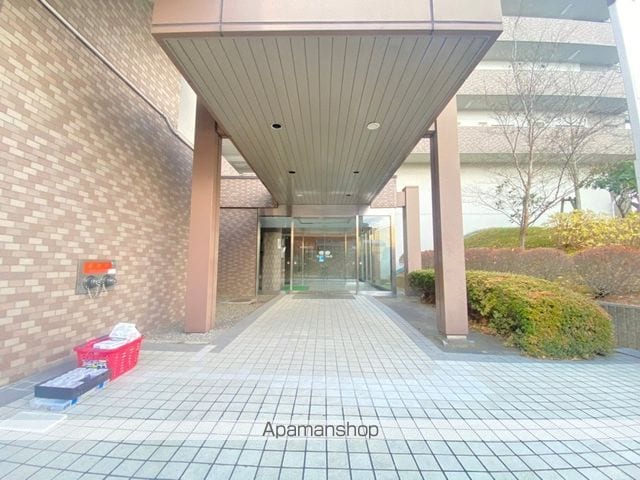 ライオンズマンション郡山荒池公園の玄関写真