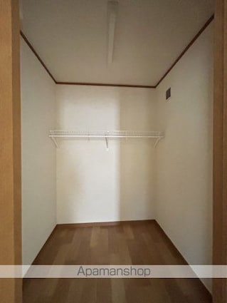 Ｌｉｓ　Ｂｌａｎｃ（リスブラン）井口台[2LDK/69.56m2]の収納