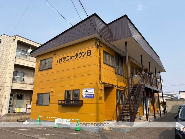 ハイツニュータウンBの外観写真