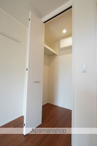 WEST FIELDの内装写真