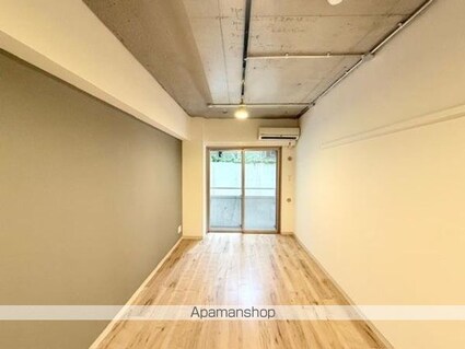 東京都世田谷区奥沢６丁目[1K/26.27m2]のリビング・居間