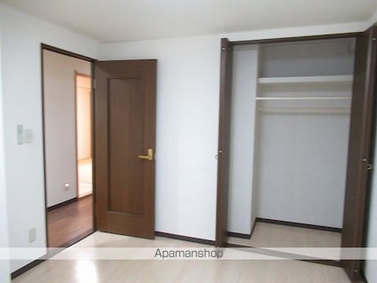 プロスペール桜城Ⅱ[3LDK/72.66m2]の収納