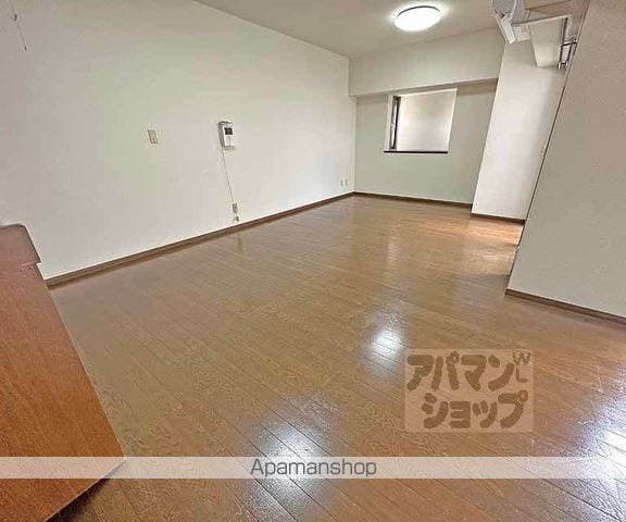 ロイヤルコート柳馬場の内装写真