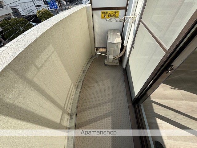 エトノ空港通りの内装写真