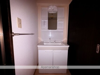 ロイヤルヒルズ台原Ｉ[4LDK/88.03m2]の洗面所