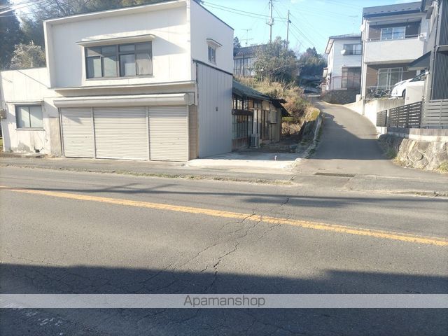 detached 福島県伊達郡川俣町大字鶴沢字下中島2-4
鶴沢の賃貸情報を見る
物件地図