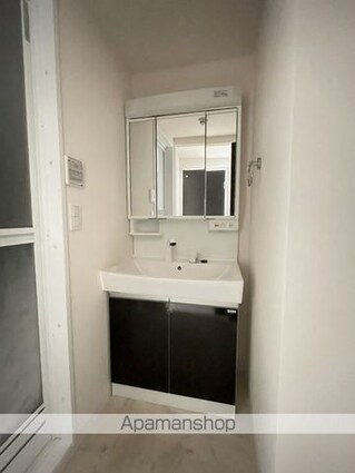 イーストガーデン[1LDK/38.2m2]の洗面所