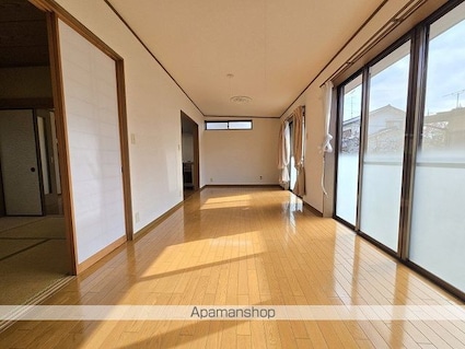 髙村貸家[3LDK/70.28m2]の内装1