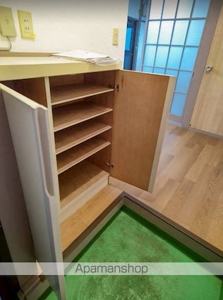 アジュール[1LDK/36.5m2]の玄関