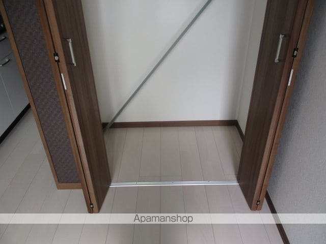 サンプレイス岸谷の内装写真