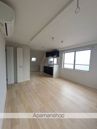 東京都杉並区高円寺南１丁目[1R/30m2]のリビング・居間