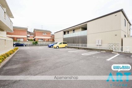 フルール　Ｂ[1LDK/42.37m2]の駐車場