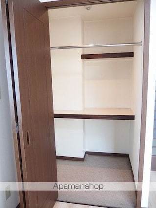 ルピナス大原町[1R/22.57m2]の収納