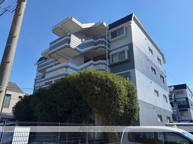 酒井マンションの外観写真