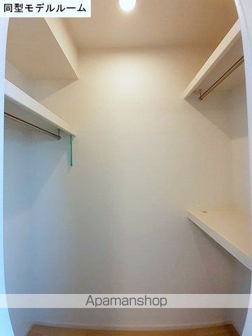 リアライズIIの内装写真