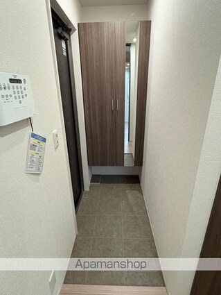 パサログランデ中安井[1LDK/42.8m2]の玄関