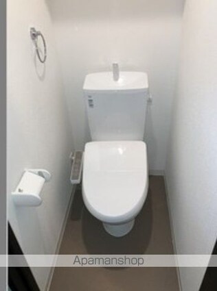 東京都中野区新井２丁目[1K/18m2]のトイレ