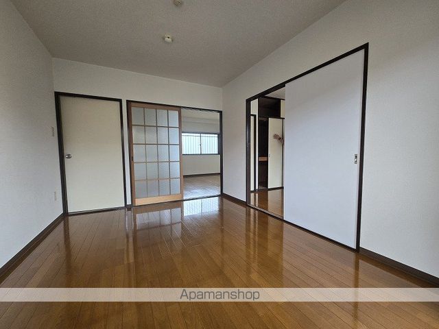 ルミエール 岸の内装写真