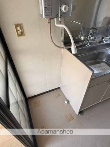フラワーコーポBの内装写真
