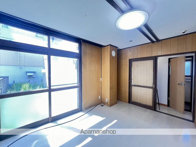 10条マンションの内装写真