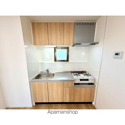 シャンポール高畑の内装写真