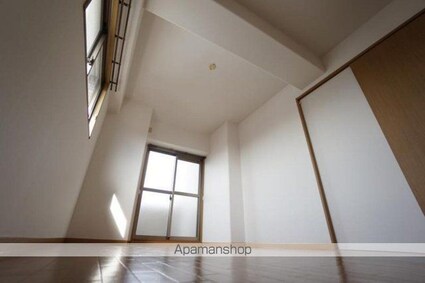 ラポール来住町[2LDK/63.41m2]の内装3
