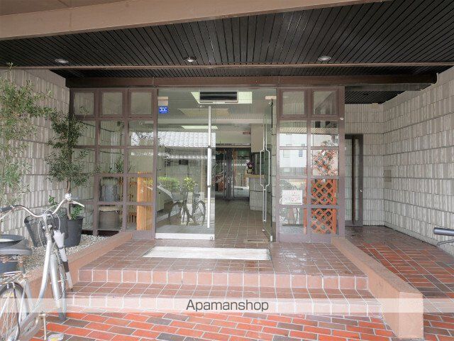 ダイヤモンドハイツ橋原の玄関写真