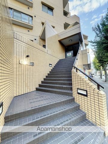 コンフォート市ヶ尾の玄関写真