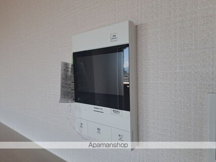 ロイヤルメゾン岩崎町[3LDK/98.64m2]のセキュリティ