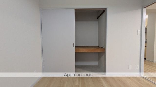 srp societyの内装写真