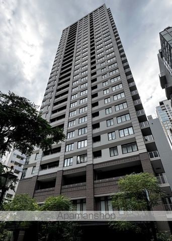 CREVIATOWEROSAKA本町の外観写真