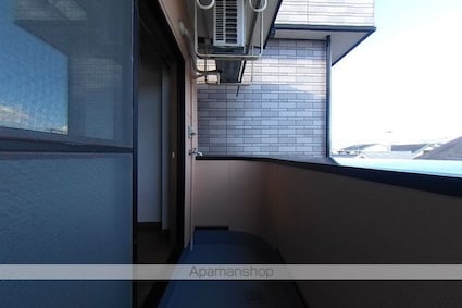 パインヴィレッジ[1R/17.83m2]のバルコニー