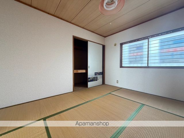 シャルム八幡IIの内装写真