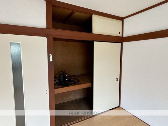 スカイコーポ朝霞の内装写真