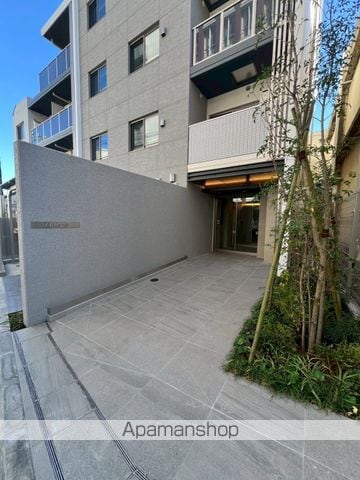 ALIVIS中野の玄関写真