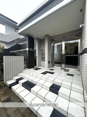 EXCEL COURT 二色の浜の玄関写真