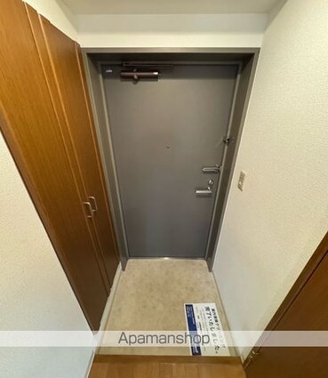 サンティール[1K/27.48m2]の玄関