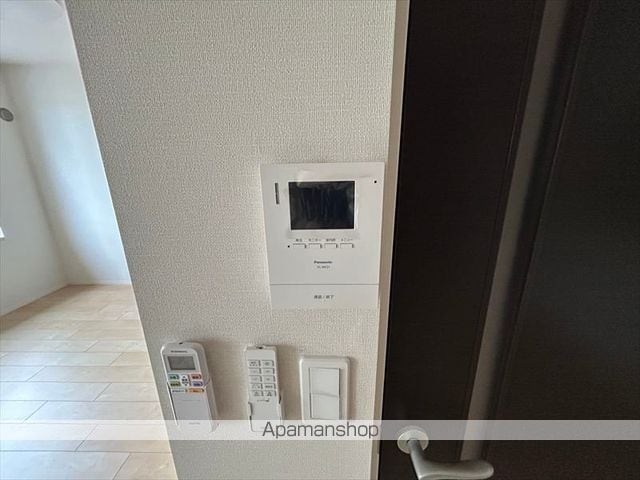 グリシーナ コルガンテの内装写真