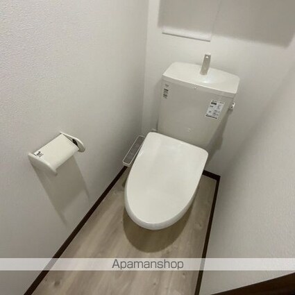 ラフィネ新井[1K/29.78m2]のトイレ